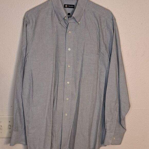 CHAPS wrinkle free button down shirt size large - Picture 1 of 5